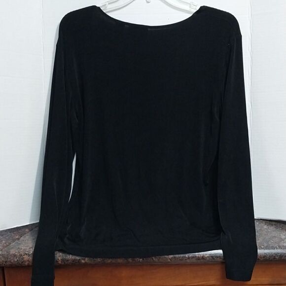 Chicos Travelers Scoop Neck Top...Size 2 (Chico's Sizing).  EUC - Picture 4 of 4